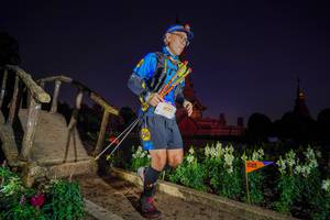 BIB: 6122
                            <button type="button" onclick="openModal(19242768)" class="btn btn-primary btn-sm float-right btn-popup" data-toggle="modal" data-target=".modal-high-quality">
                        <i class="fas fa-shopping-cart"></i> Add to Cart
                    </button>
                                            <button type="button" onclick="isThisMe(19242768, true)" class="btn btn-success btn-sm float-right btn-popup btn-isme hidden" data-toggle="tooltip" data-placement="bottom" title="นี่คือรูปของคุณใช่ไหม คลิกที่นี่เพื่อเอาเข้าอัลบั้ม">
                        <i class="fas fa-plus"></i> Add to album
                    </button>
                    <button type="button" onclick="isThisMe(19242768, false)" class="btn btn-warning btn-sm float-right btn-popup btn-isnotme hidden">
                        <i class="fas fa-ban"></i> Remove from album
                    </button>